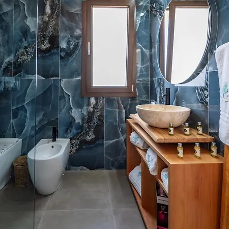 B&B Carmiano Luxury Bedrooms In In The Province Of Syracuse With And Swimming Pool And Wonderful Seaview *