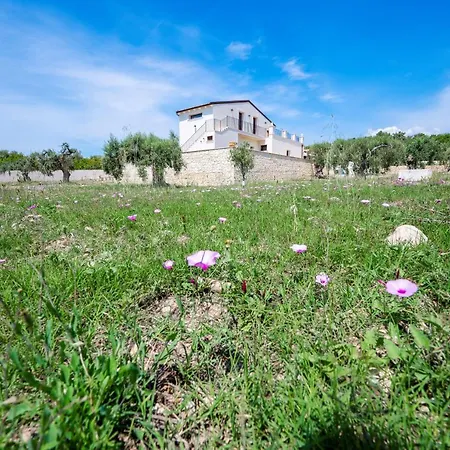 Carmiano Luxury Bedrooms In In The Province Of Syracuse With And Swimming Pool And Wonderful Seaview 아볼라