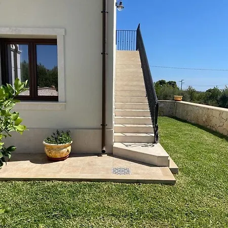 B&B Carmiano Luxury Bedrooms In In The Province Of Syracuse With And Swimming Pool And Wonderful Seaview *